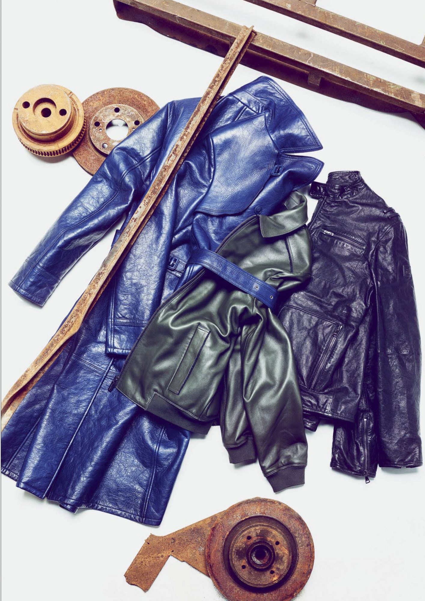 76_83_Q316_CEN_UK_08_FEA_MEN_ACCESSORIES.pdf